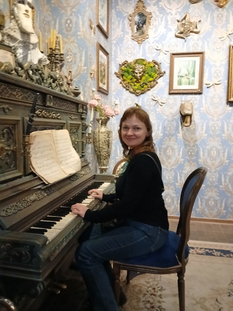 Елена, Москва, 46 лет, 1 ребенок. Познакомлюсь с мужчиной для брака и создания семьи.  Анкета 906059. 