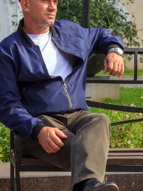 Олег, Санкт-Петербург, м. Озерки, 47 лет, 1 ребенок. Познакомлюсь с женщиной для общения и, при взаимной симпатии, для отношений. Не заинтересован во временных...  Анкета 906113. 