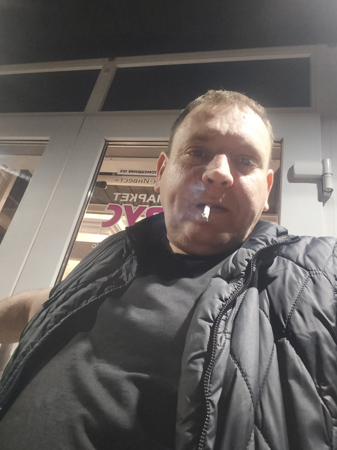 Иван, Алчевск, 40 лет. Он ищет её: женщину для любви и серьезных отношений, брака и создания семьи.  Анкета 906210. 