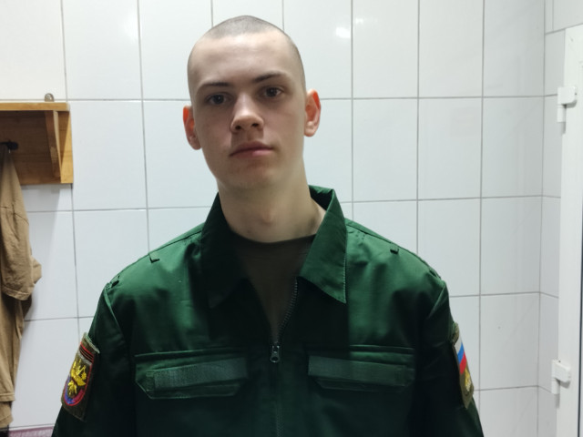 Дмитрий, Тюмень, 20 лет. Познакомлюсь с девушкой для любви и серьезных отношений.  Анкета 906328. 