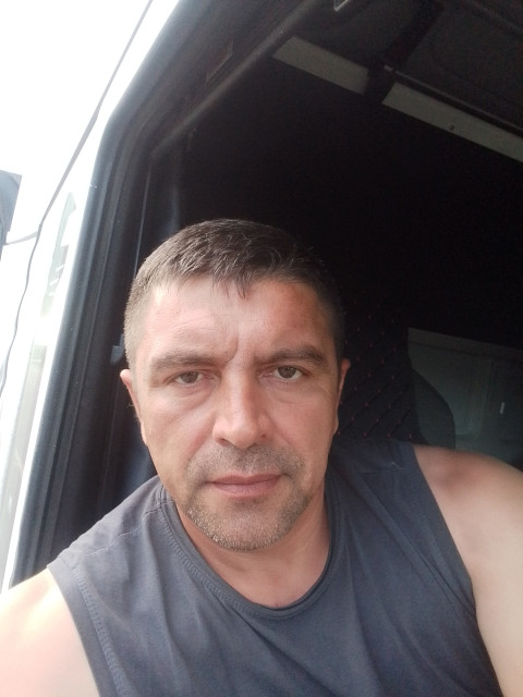 Роман Уставич, Россия, Анна, 45 лет, 1 ребенок. Ищу: Откровенную  Анкета 906487. 
