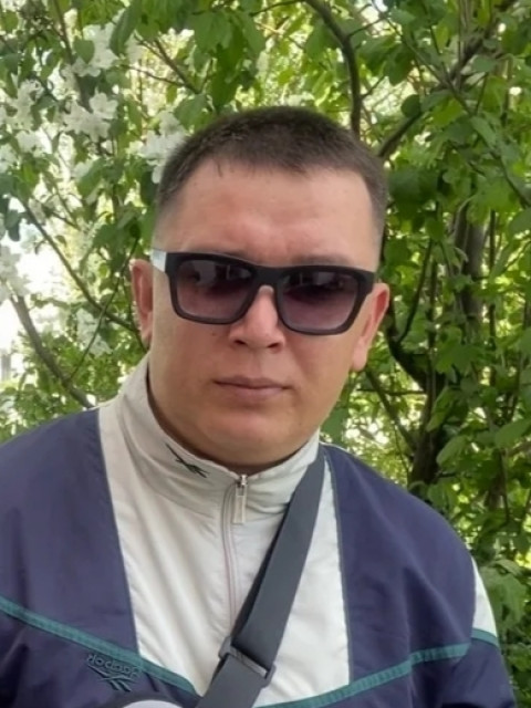 Дима, Россия, Уфа, 31 год. Ищу: Для встречи общения  Анкета 906623. 