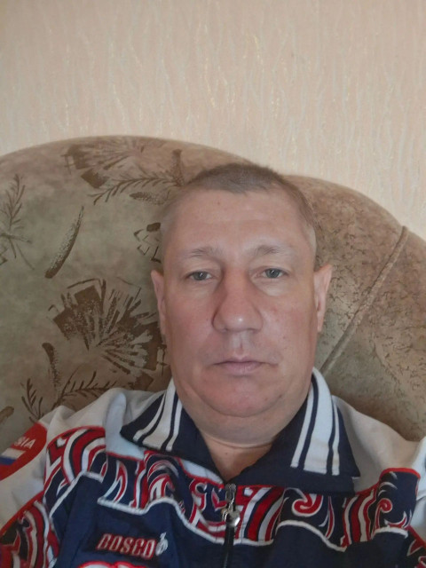 Александр, Россия, Чистополь, 49 лет, 1 ребенок. Познакомлюсь с женщиной для дружбы и общения.  Анкета 906699. 