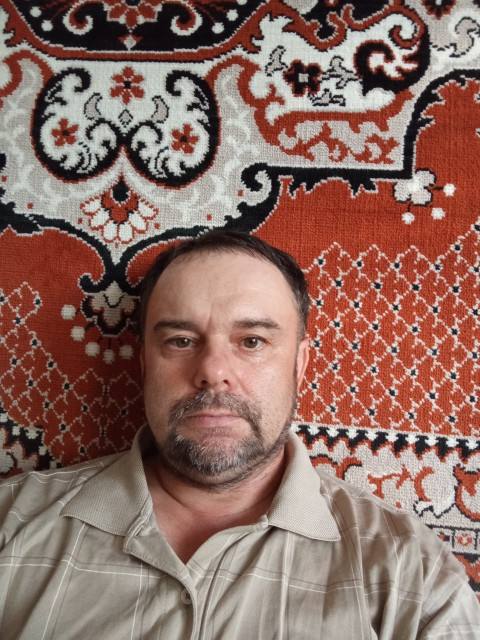 Андрей, Гомель, 49 лет. Познакомлюсь с женщиной для любви и серьезных отношений.  Анкета 907956. 