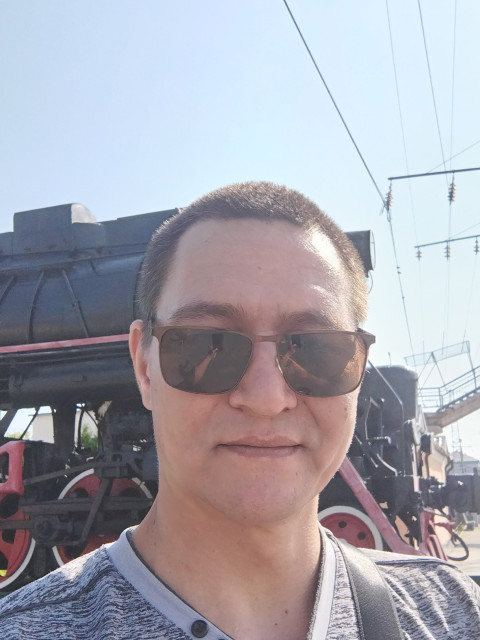 Петр Тен, Россия, Подольск, 44 года, 1 ребенок. Он ищет её: обычную.. для которой семья на первом месте... и под словом семья я подразумеваю не только я и дети.  Анкета 908220. 