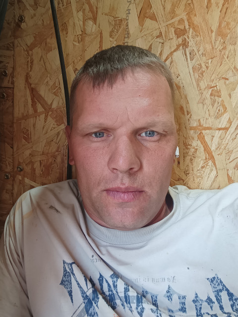 Виктор, Кыргызстан, Чолпон-Ата, 32 года, 1 фото. Познакомлюсь с женщиной для дружбы и общения.  Анкета 908427. 