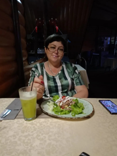 Анна, Волгоград, 49 лет, 1 ребенок. Познакомлюсь с мужчиной для любви и серьезных отношений, дружбы и общения.  Анкета 908791. 