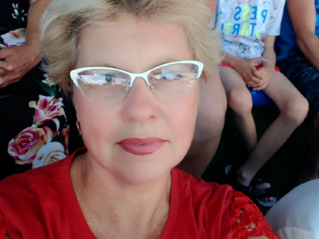 Марина, Россия, Москва, 57 лет. Познакомлюсь с мужчиной для общения, для всего )). Русский, спокойный, здоровый. Возраст примерно 50-58...  Анкета 908831. 
