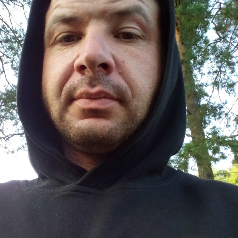 Ruslan, Россия, Тверь, 33 года. Ищу вторую половинку на всю оставшуюся жизнь, чтобы была для меня и друг и любовница и хорошим советчиком,...  Анкета 908956. 