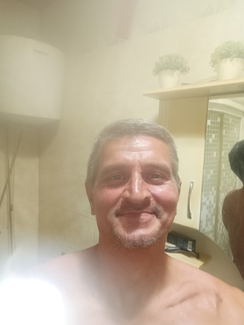 460539 Красников, Саратов, 47 лет, 1 ребенок. Ищу: Для создания семьи,и что бы к моему сыну хорошо относилась  Анкета 909193. 
