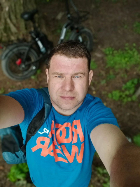 Сергей, Москва, м. Новогиреево, 43 года, 2 ребенка. Он ищет её: женщину для любви и серьезных отношений, брака и создания семьи.  Анкета 909400. 