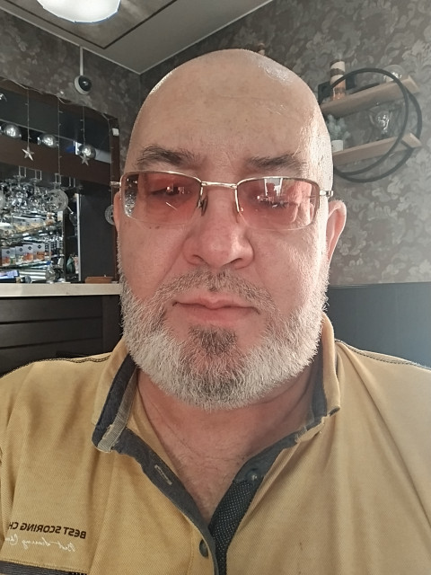 Александр, Санкт-Петербург, м. Рыбацкое, 60 лет, 1 ребенок. Познакомлюсь с женщиной для дружбы и общения.  Анкета 909407. 