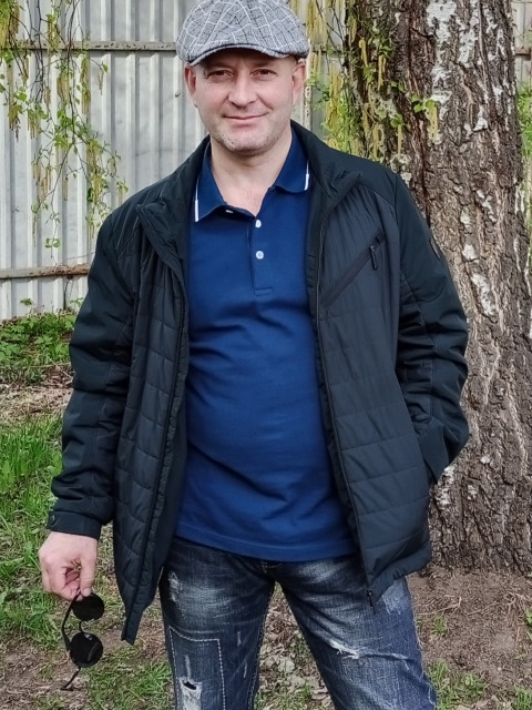 Александр, Россия, Москва, 44 года, 1 ребенок. Хотелось бы познакомиться с красивой и интересной женщиной, для дружбы и общения, для совместных прогулок,...  Анкета 909989. 