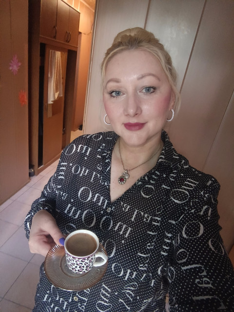 Анастасия, Санкт-Петербург, 39 лет. Она ищет его: мужчину для любви и серьезных отношений, брака и создания семьи.  Анкета 910010. 