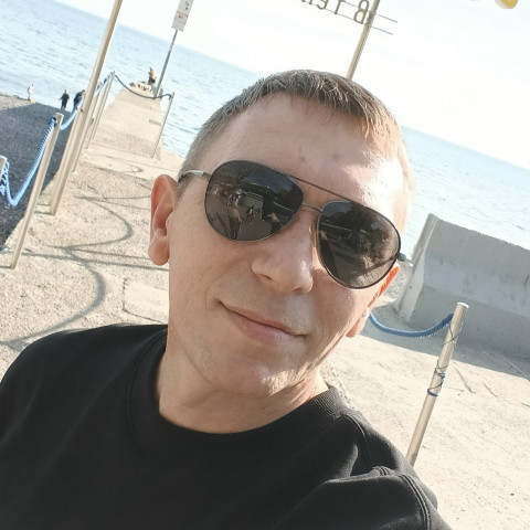 Алексей Малюгин, Россия, Сочи, 43 года, 1 ребенок. Сероглазый молодой мужчина.