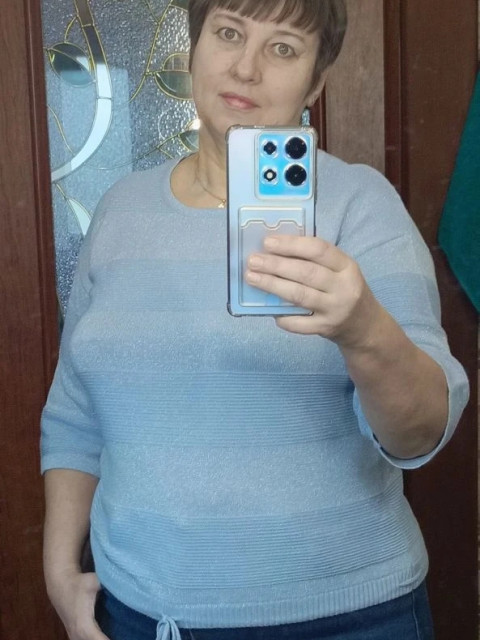 Galina, Россия, Кондрово, 58 лет, 1 ребенок. Познакомлюсь с мужчиной для нечастых встреч, дружбы и общения. Пьющих мужчин, прошу не беспокоить.  Анкета 910583. 