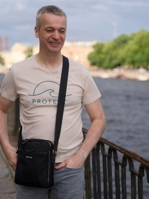 Костя Гаврилов, Россия, Санкт-Петербург, 53 года, 1 ребенок. Ищу: Не склонную к полноте( всё в меру) без вредных привычек и без эмоциональных качелий. Ценю верность....  Анкета 910847. 