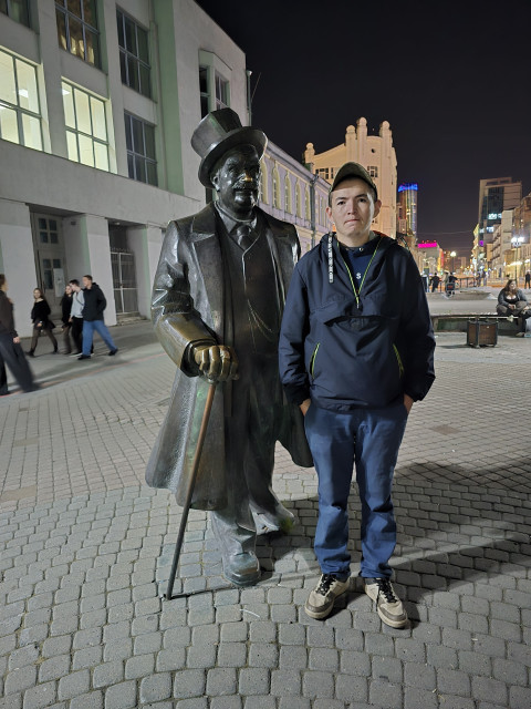 Ильсур, Россия, Екатеринбург, 23 года. Познакомлюсь с девушкой для любви и серьезных отношений.  Анкета 912635. 