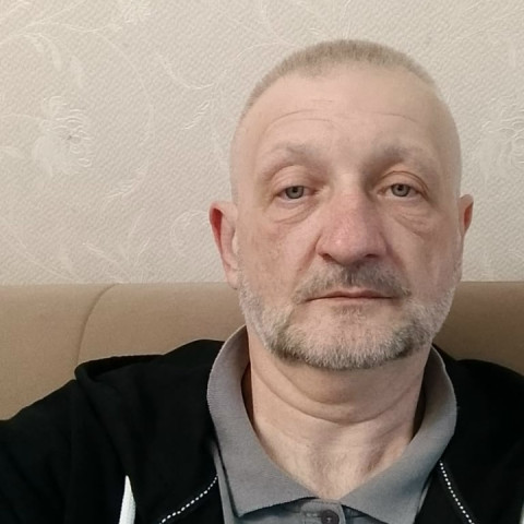 Юрий Штаец, Москва, 53 года, 1 ребенок, 1 фото. Работаю водителем Доставка питания по садам и школам САО