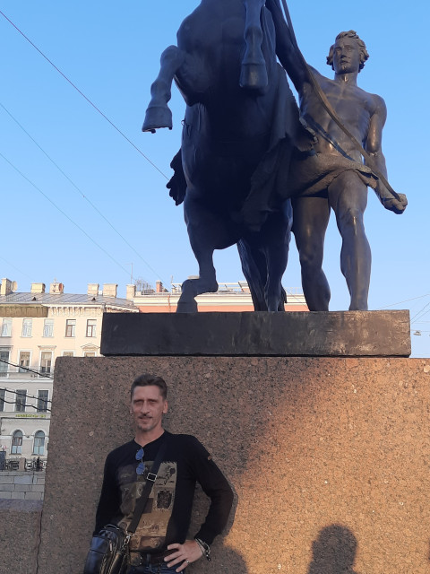 Лёва, Россия, Санкт-Петербург, 42 года, 1 ребенок. Познакомлюсь с девушкой для любви и серьезных отношений, дружбы и общения.  Анкета 912693. 