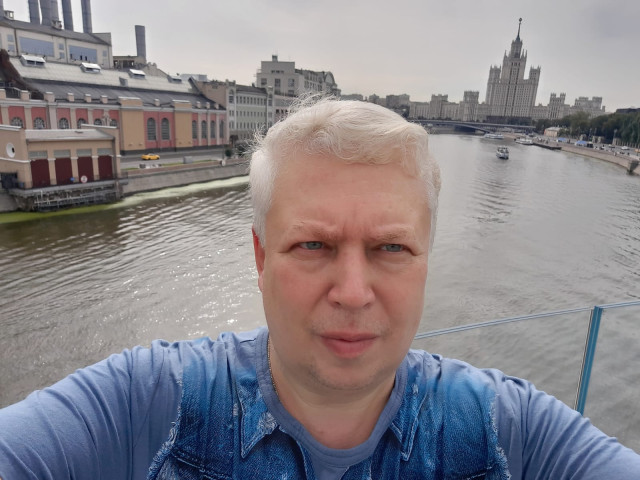 Александр, Россия, Санкт-Петербург, 48 лет, 2 ребенка. Познакомлюсь с женщиной 35-45 лет для общения, любви и серьезных отношений, брака и создания семьи,...  Анкета 912713. 