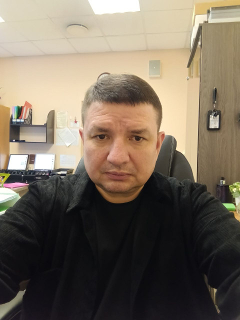 Олег, Москва, 48 лет, 2 ребенка, 1 фото. Познакомлюсь с женщиной для дружбы и общения.  Анкета 912771. 