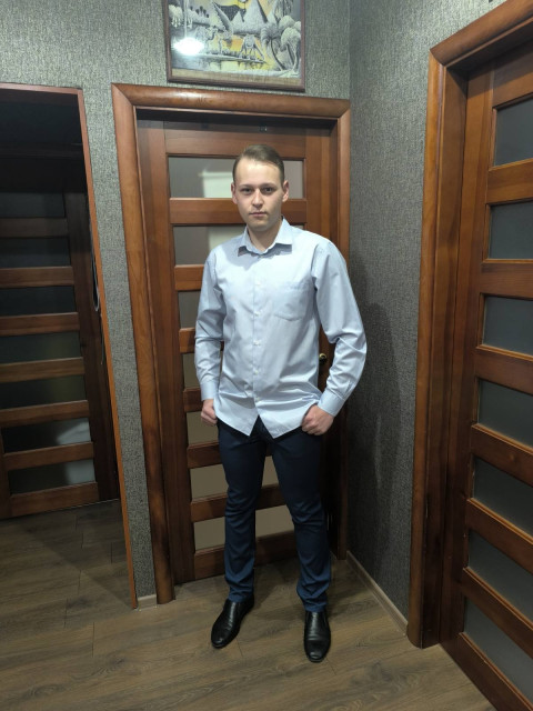 Владислав, Минск, Каменная горка, 23 года. Познакомлюсь с девушкой для любви и серьезных отношений.  Анкета 913223. 