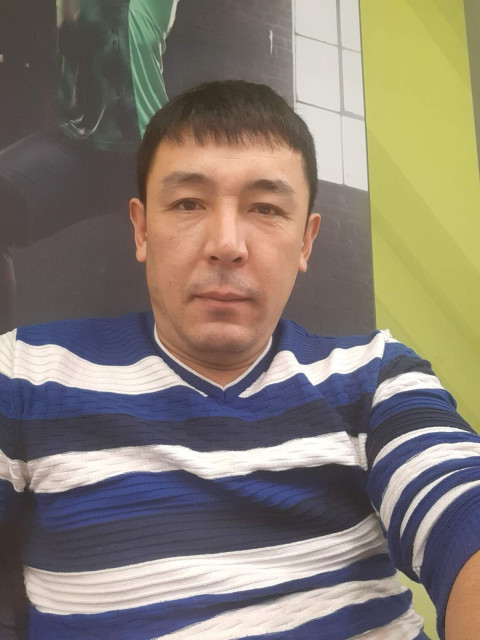 Косим, Россия, Санкт-Петербург, 42 года. Познакомлюсь для серьезных отношений и создания семьи.