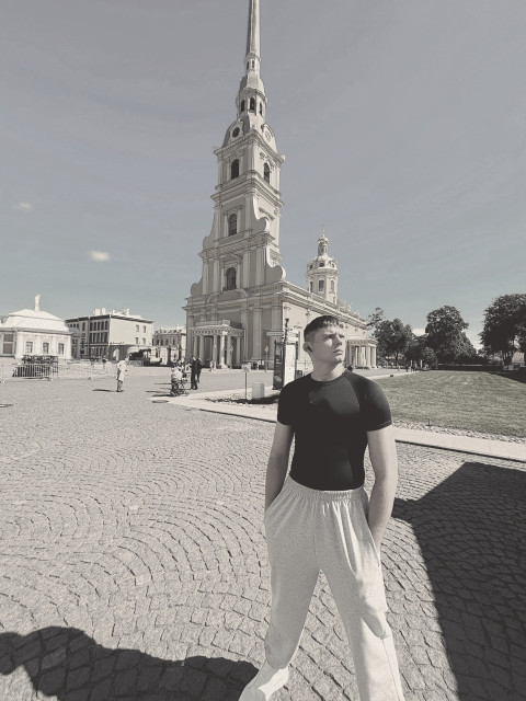 Александр, Санкт-Петербург, 21 год. Познакомлюсь с девушкой для любви и серьезных отношений, дружбы и общения.  Анкета 913511. 