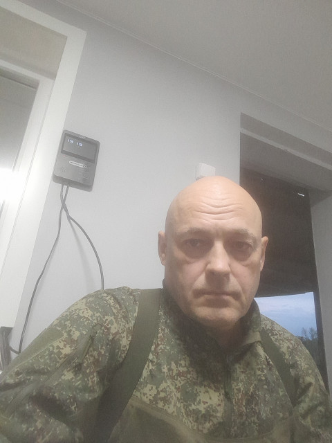 Гена, Россия, Луганск, 41 год. Познакомлюсь с женщиной для дружбы и общения.  Анкета 913828. 