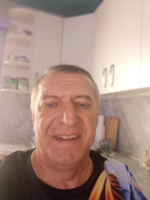 Борис, Армавир, 57 лет, 1 ребенок. Познакомлюсь с женщиной для брака и создания семьи.  Анкета 913934. 