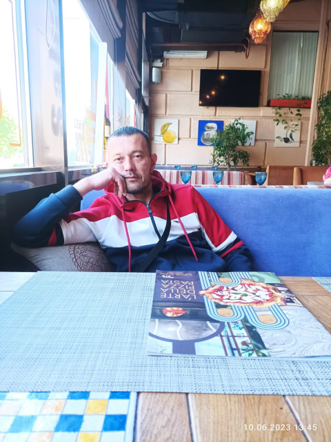 Руслан, Санкт-Петербург, м. Проспект Большевиков, 45 лет, 1 ребенок. Познакомлюсь с женщиной для любви и серьезных отношений.  Анкета 913976. 