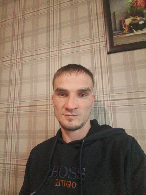 Иван, Россия, Бронницы, 34 года. Познакомлюсь с женщиной для дружбы и общения. Спокойную, обычную, русскую.  Анкета 914046. 