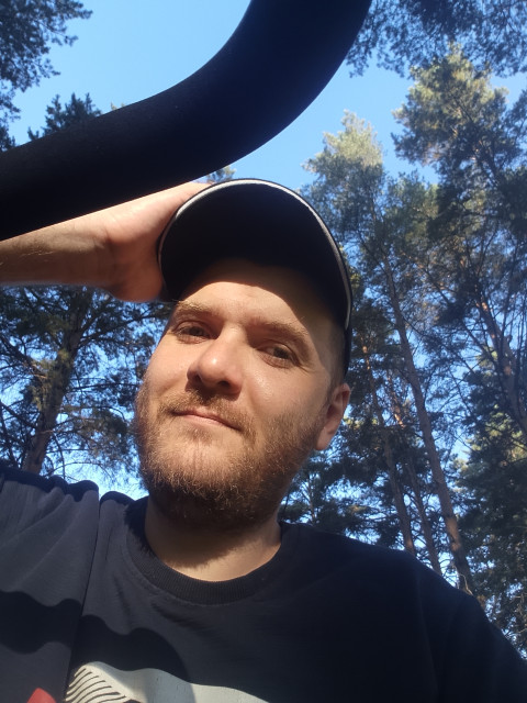 Иван, Россия, Иркутск, 30 лет, 1 ребенок. Он ищет её: женщину с ребёнком, желательно до года. Буду рад делить быт и обязанности. Буду рад, если обязанност  Анкета 914330. 