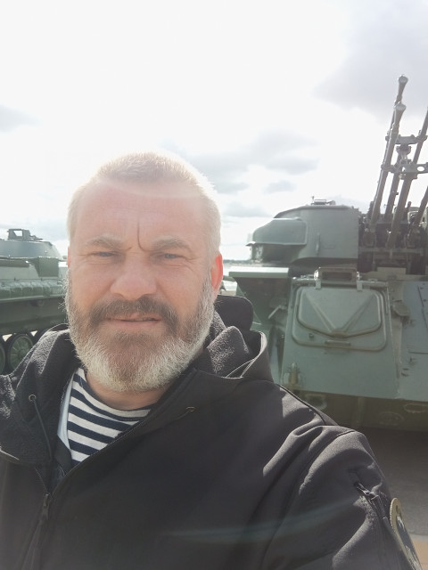 Олег, Великий Новгород, 49 лет, 2 ребенка, 2 фото. Познакомлюсь с женщиной для любви и серьезных отношений, брака и создания семьи, воспитания детей, рождения...  Анкета 914912. 
