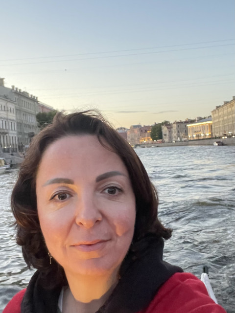 Елена, Москва, 46 лет, 1 ребенок. Познакомлюсь с мужчиной для любви и серьезных отношений, воспитания детей, дружбы и общения.  Анкета 915809. 