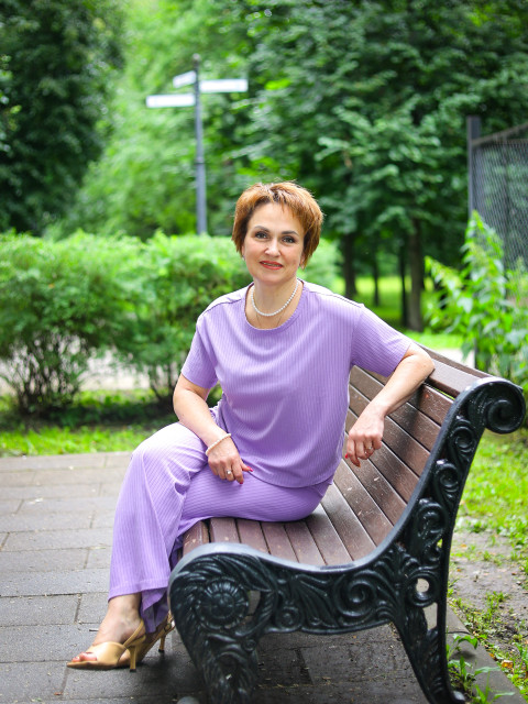 Алена, Москва, м. Водный стадион, 45 лет, 2 ребенка. Познакомлюсь с мужчиной для любви и серьезных отношений, дружбы и общения.  Анкета 915924. 