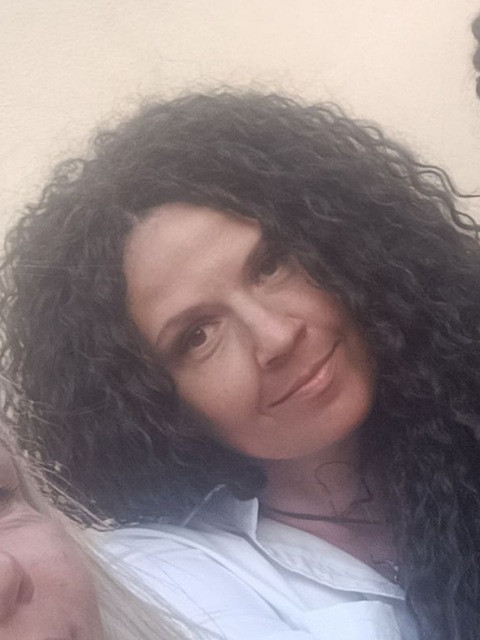 Ирина, Гродно, 42 года, 2 ребенка, 1 фото. Ищу: Общение. Много общения и разговоров. Дискуссии и не только. Обсуждение фильмов, книг, взглядов. Много...  Анкета 916138. 