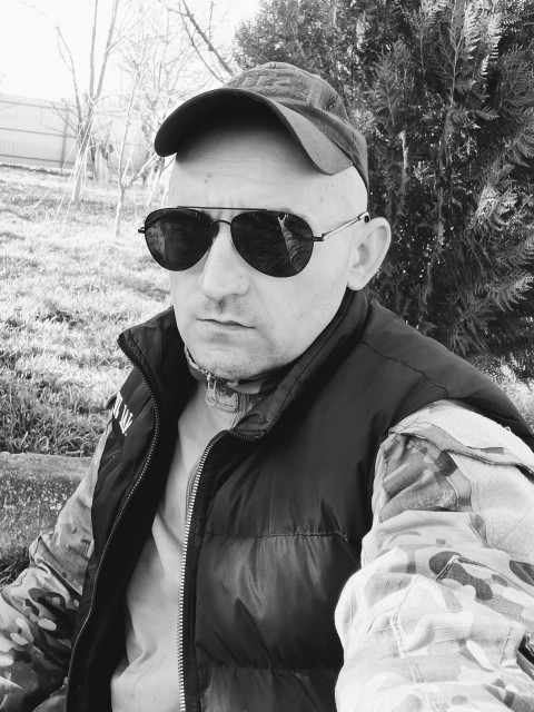 Денис, Севастополь, 40 лет, 1 фото. Познакомлюсь с женщиной для любви и серьезных отношений, брака и создания семьи, дружбы и общения.  Анкета 916227. 