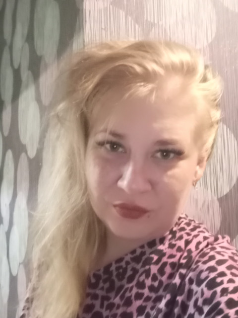 Татьяна, Россия, Новокузнецк, 37 лет, 2 ребенка. Познакомлюсь с мужчиной для любви и серьезных отношений, брака и создания семьи, дружбы и общения.  Анкета 916353. 